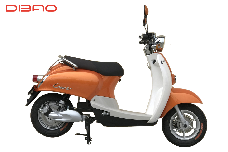 Xe máy điện DIBAO CREER E màu trắng cam