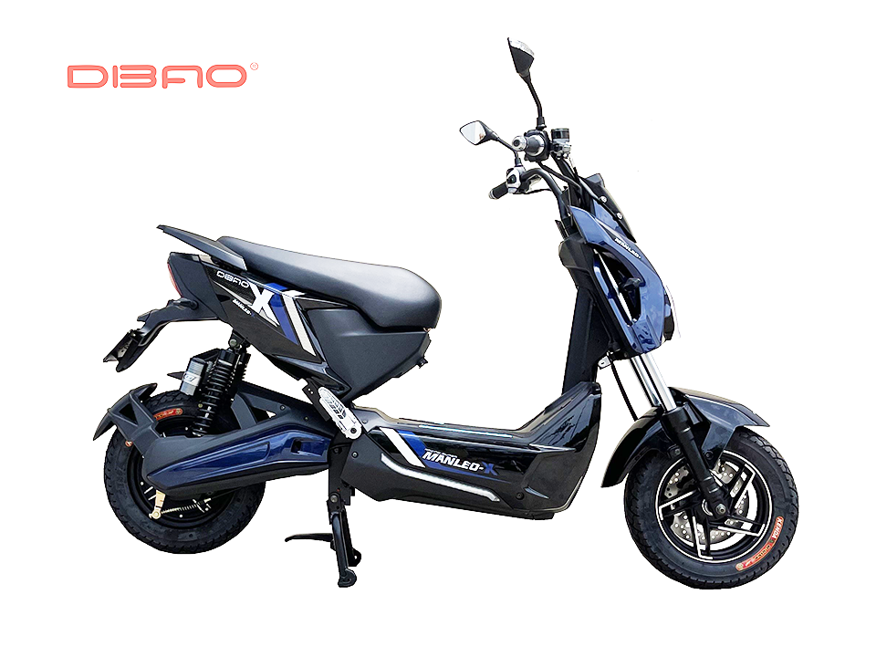 Xe máy điện DIBAO XMAN LEO màu xanh