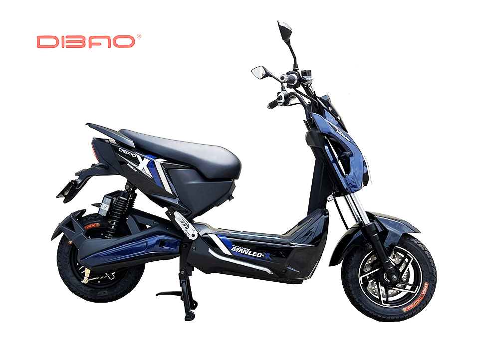Xe máy điện DIBAO XMAN LEO màu xanh